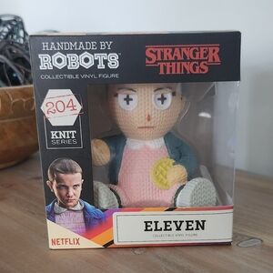 Handmade by Robots – Stranger Things – Eleven #204 – Vinyl Figure – NIB 🍩✨